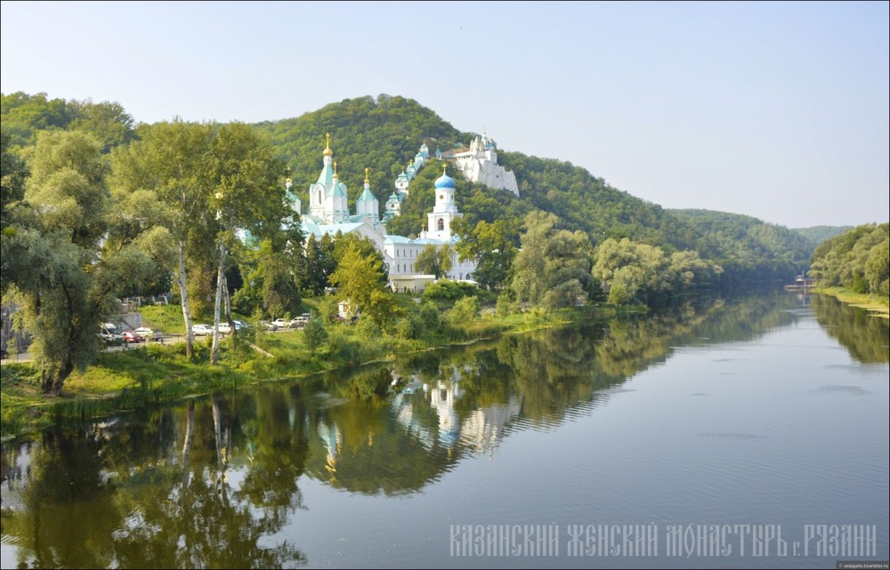 Святогорский монастырь закат