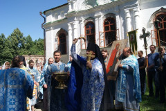 На престольном празднике в Крестовоздвиженской Полунинской монашеской общине, 01.07.2016г.