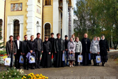 Поездка в Свято-Успенский женский монастырь с.Выша Шацкого района, 01.10.2011г.